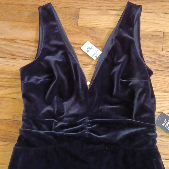 NWT Express Velvety Evening Dress ❤️ Size M - Picture 2 of 9